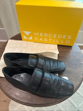 MERCEDES CASTILLO Black Leather Penny Loafers